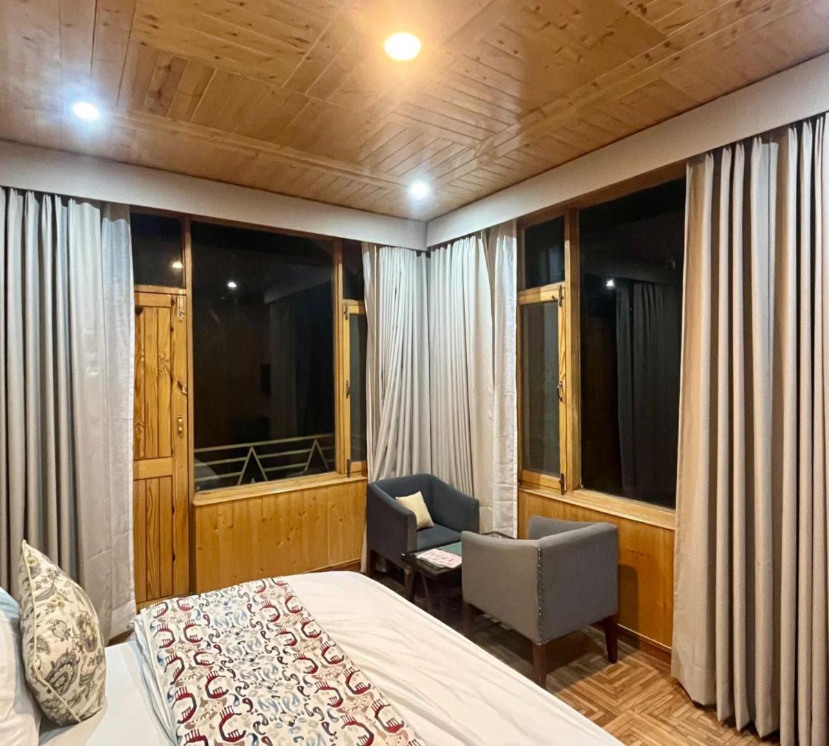 Snow Range Resort And Cottage Vashist 外观 照片